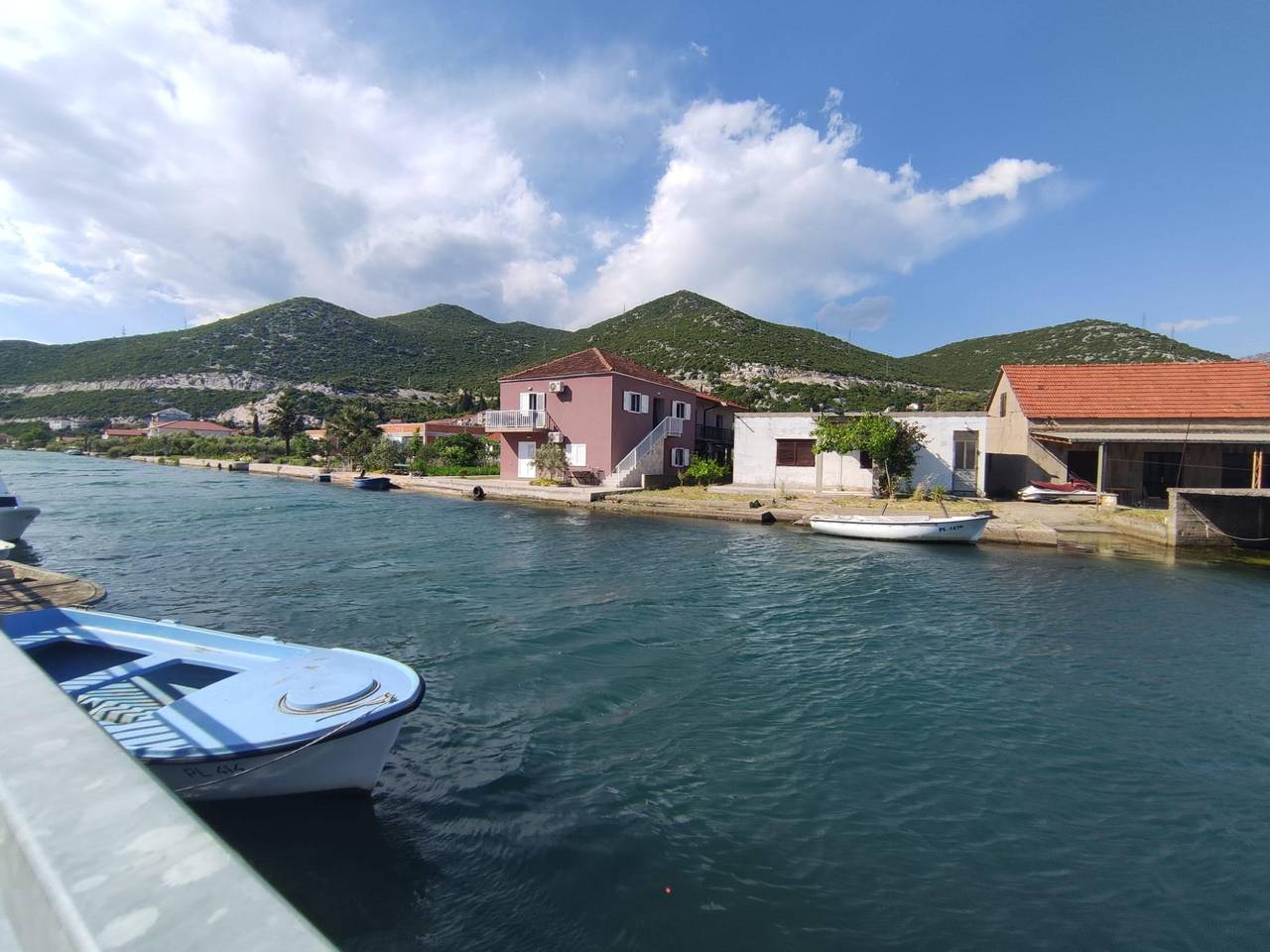 Ganze Wohnung, 2-Zimmer-Ferienwohnung mit Balkon Rogotin, Usce Neretve A-23141-a in Rogotin, Dubrovnik-Neretva