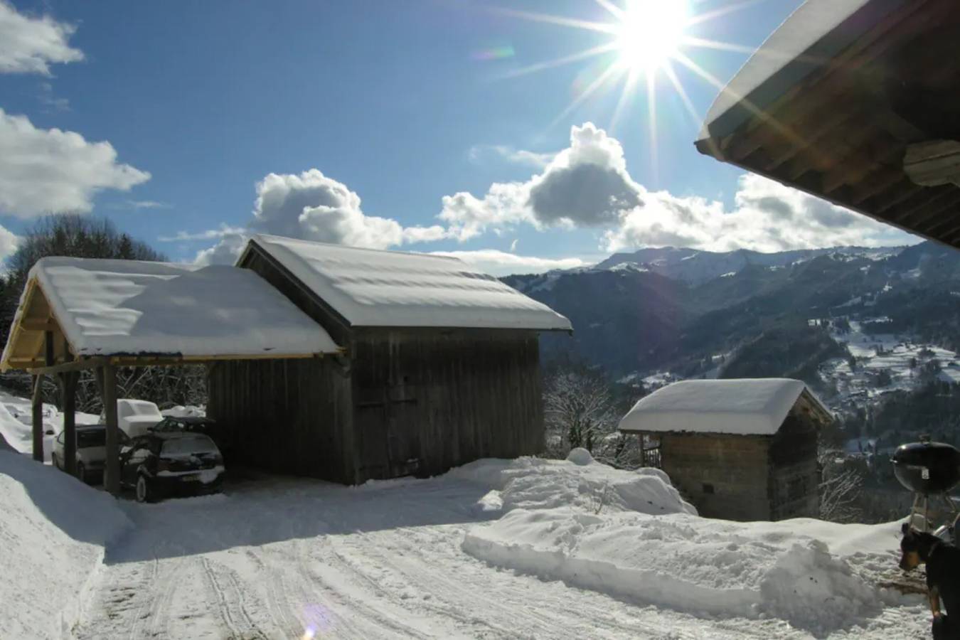 Chalet "L'Échappée Des Rêves" avec vue sur les montagnes, terrasse privée et Wi-Fi in Verchaix, Région de Bonneville