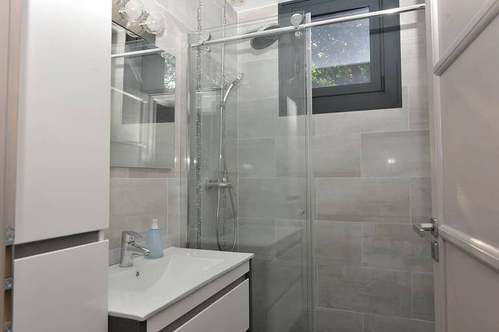 Villa pour 5 personnes, avec jardin et terrasse à Bormes-les-Mimosas - 4