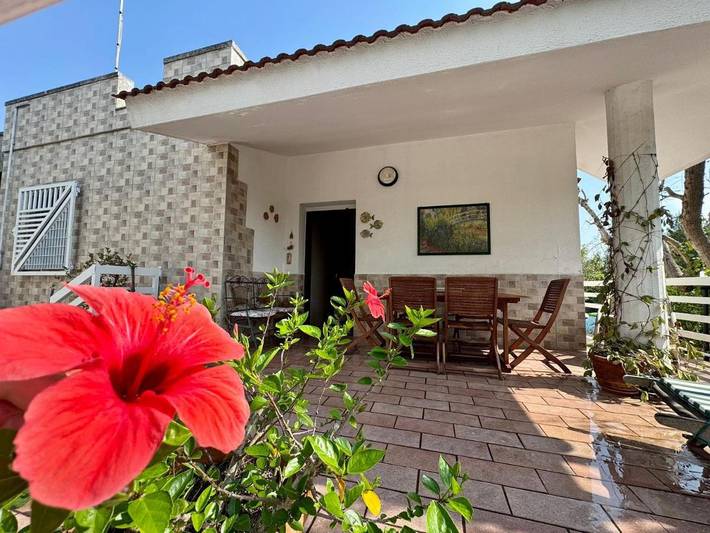 Casa vacanza per 8 persone, con giardino e balcone - 1