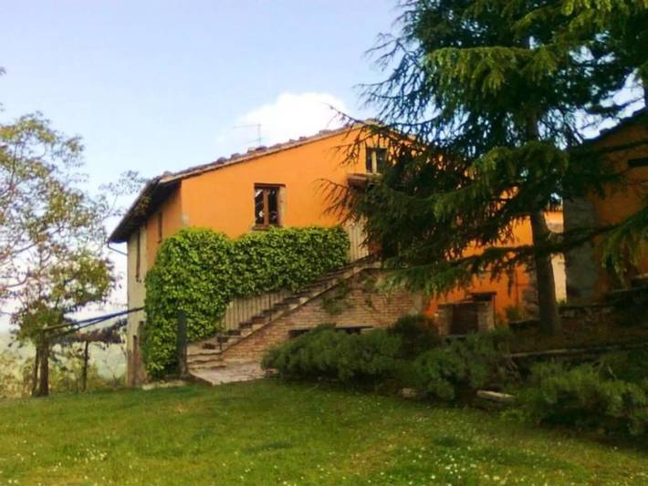 Casa 12 Persone in Urbino, Pesaro-Urbino