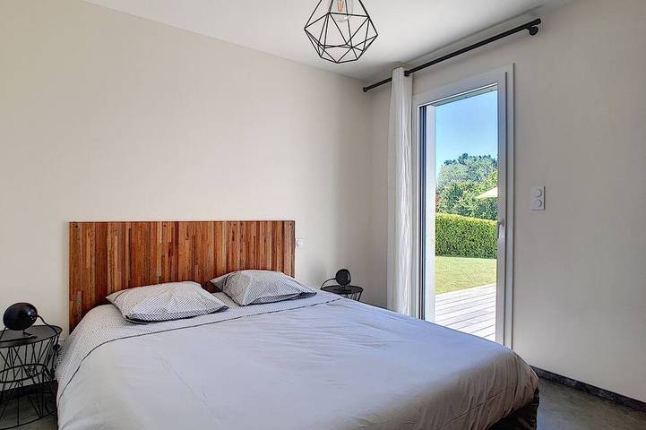 Location de vacances pour 6 personnes, avec jardin dans Plage de Postolonnec - 4