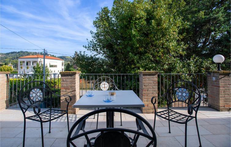 Apartamento vacacional entero, Apartamento adosado cerca de Miglianico in Miglianico, Provincia de Chieti