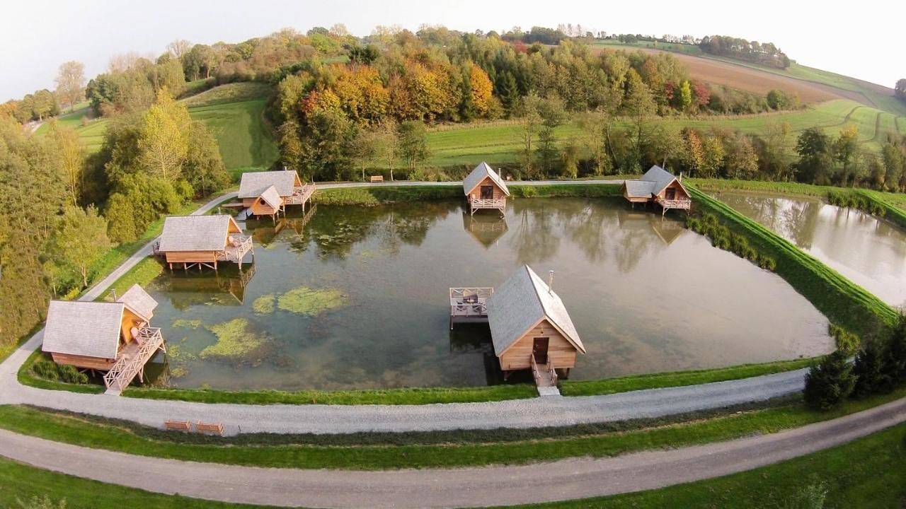 Aqualodge Hôtel Insolite in Mettet, Région de Namur