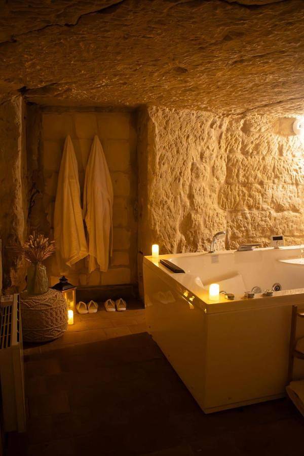 Maison de vacances pour 2 personnes, avec Jacuzzi et Terrasse ainsi que Jardin et Vue