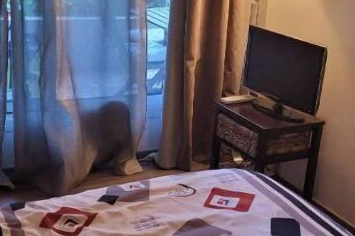 Gîte pour 6 personnes, avec jacuzzi, animaux acceptés à Saint-Cloud - 3