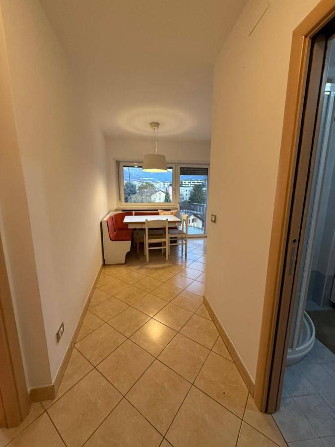 Chambre d’hôte pour 2 personnes, avec balcon et vue, animaux acceptés à Bolzano - 4