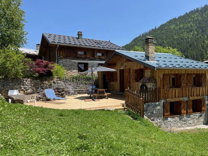 Gîte pour 4 personnes, avec jardin en Savoie