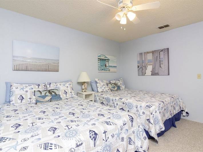 Vacation rental for 6 people, with balcony and pool in St. Augustine Beach
