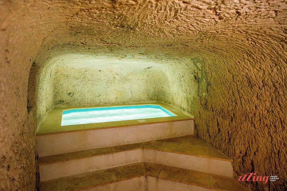 A traditional Maltese home with an Indoor Cave Pool in il-Mellieha, Mellieha