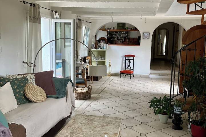 Beautiful, spacious villa—perfect for a summer vacation for 5–6 people - in Le Rouret, Mittelmeerküste (Frankreich)