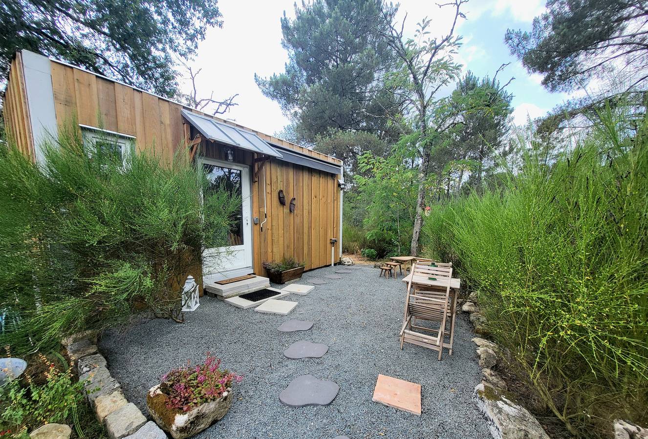 Maison de vacances 'La Tiny' avec terrasse privée, Wi-Fi et climatisation in Goualade, Région de Langon
