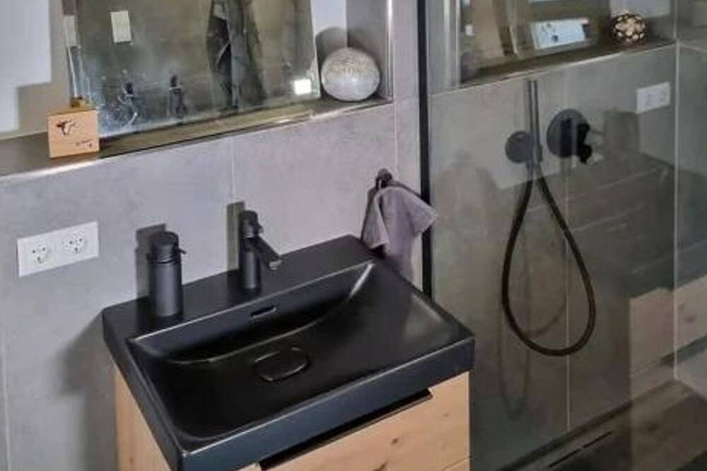 Ferienhaus Kurt - Ferienhaus, Dusche, Wc, 2 Schlafräume in Imsweiler, Pfälzer Bergland