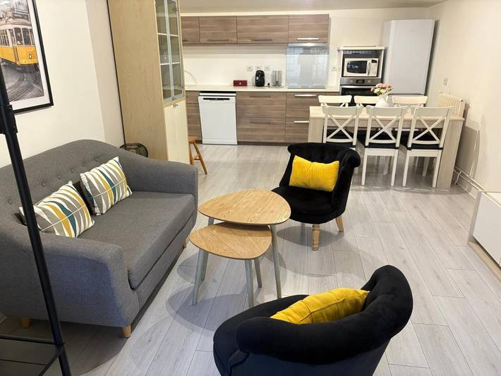 Location de vacances pour 6 personnes, avec terrasse et jardin à Combs-la-Ville - 3