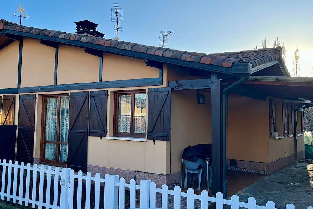 Rent cozy townhouse in Treviño County in Condado de Treviño, Cordillera Cantábrica