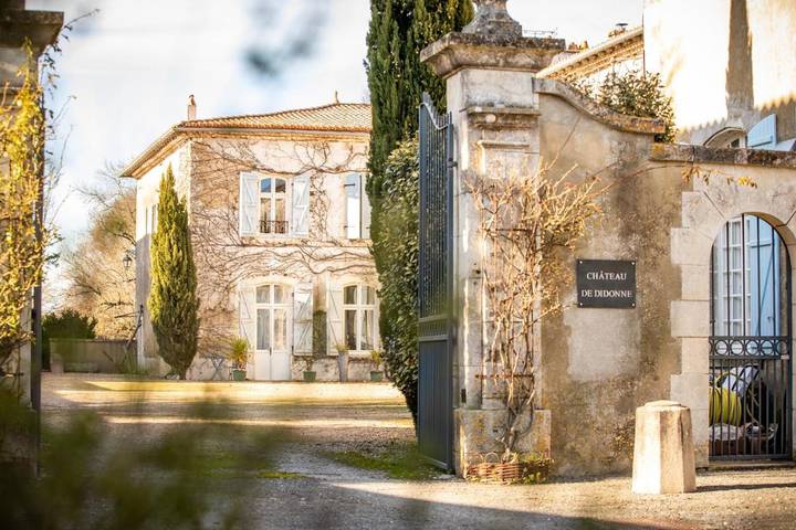 Hôtel pour 3 personnes, avec jardin et vue, animaux acceptés à Semussac - 2