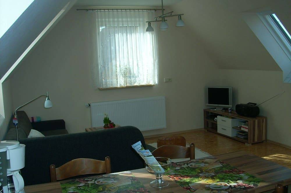 Ganze Wohnung, Familienfreundliche Nichtraucherferienwohnung in Milow (Milower Land), Milower Land