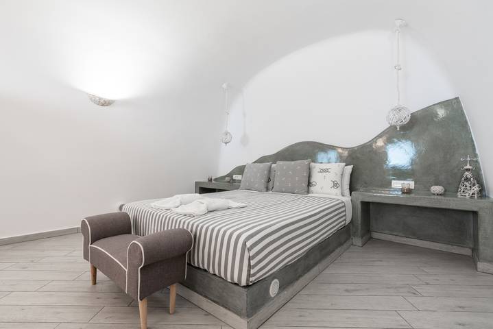 Location de vacances pour 13 personnes, avec Piscine à Santorin - 4