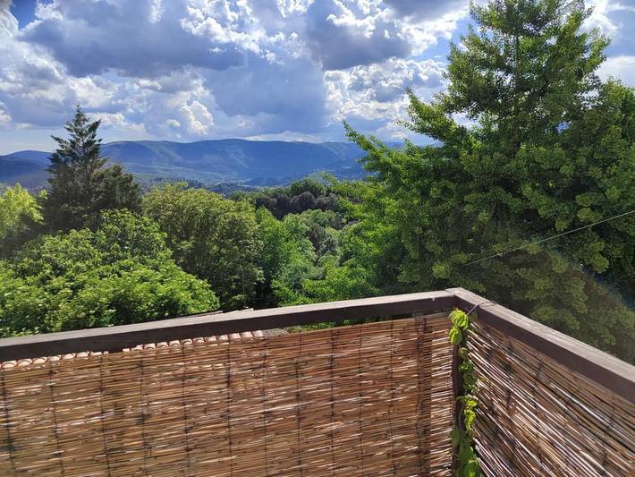 Chambre d’hôte pour 2 personnes, avec vue et terrasse à Le Vigan