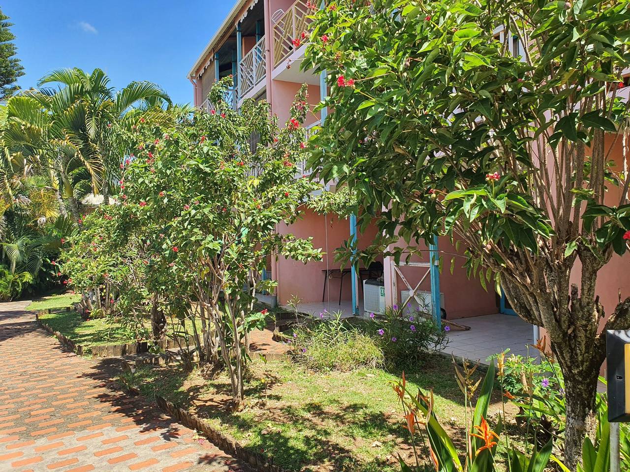 Entire apartment, Studio Bequem in Sainte-Anne, Martinique