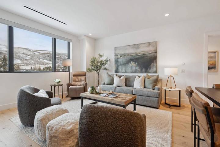 Gîte pour 6 personnes, avec piscine et jacuzzi à Avon - 4