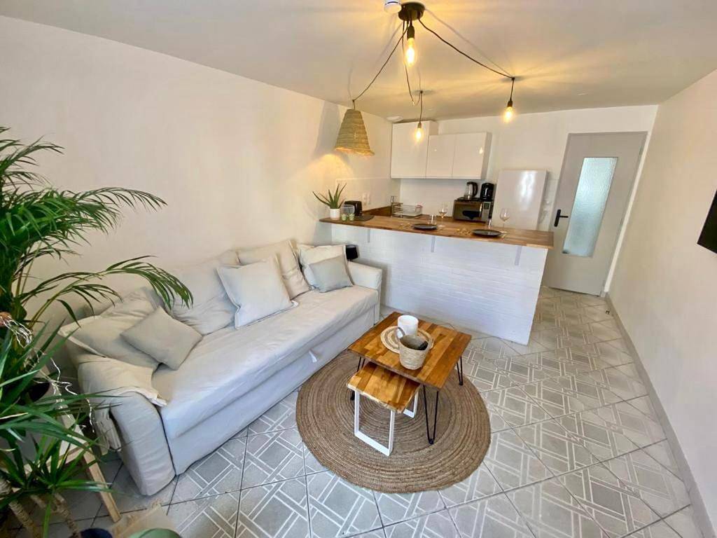 Appartement entier, La Cascade verte /Appartement /jardin /parking in Bogny-sur-Meuse, Parc naturel régional des Ardennes
