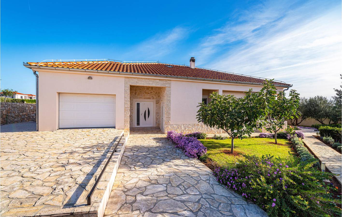 Bungalow für 8 Personen in Sukosan, Zadar