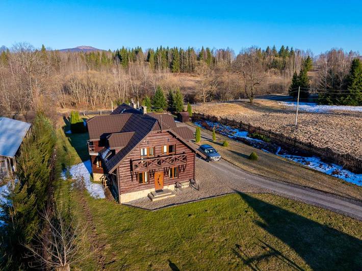 Apartament wakacyjny dla 2 osób, z widok i sauna oraz ogród w Bieszczady