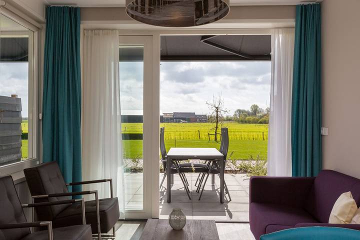 Ferienhaus für 4 Personen, mit Terrasse und Balkon/Terrasse sowie Sauna in Oostkapelle