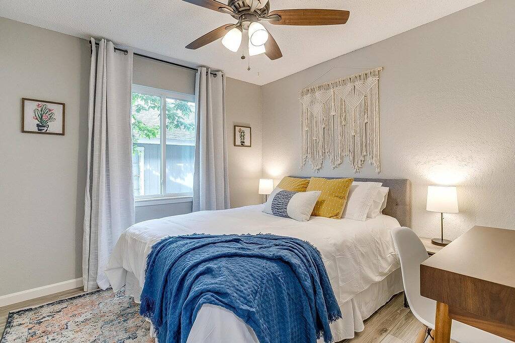 Quiet & Cozy Home - Ideal for Long Term Stays in Fort Worth, Tarrant County