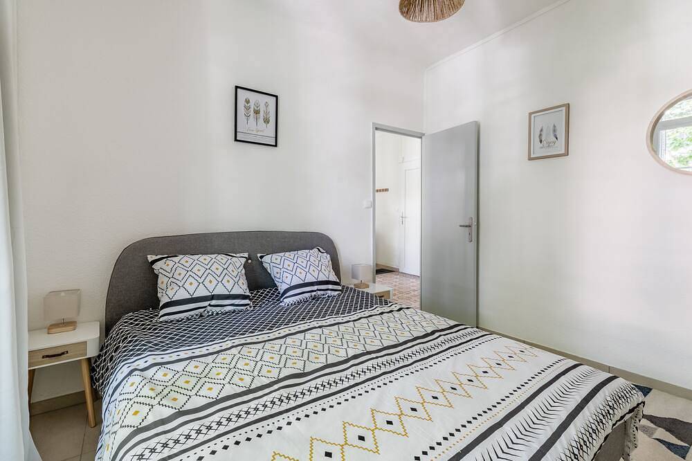 Appartement entier, So Azur - Joli T2 - 40 m² - city center market in La Seyne-sur-Mer, Côte méditerranéenne (France)