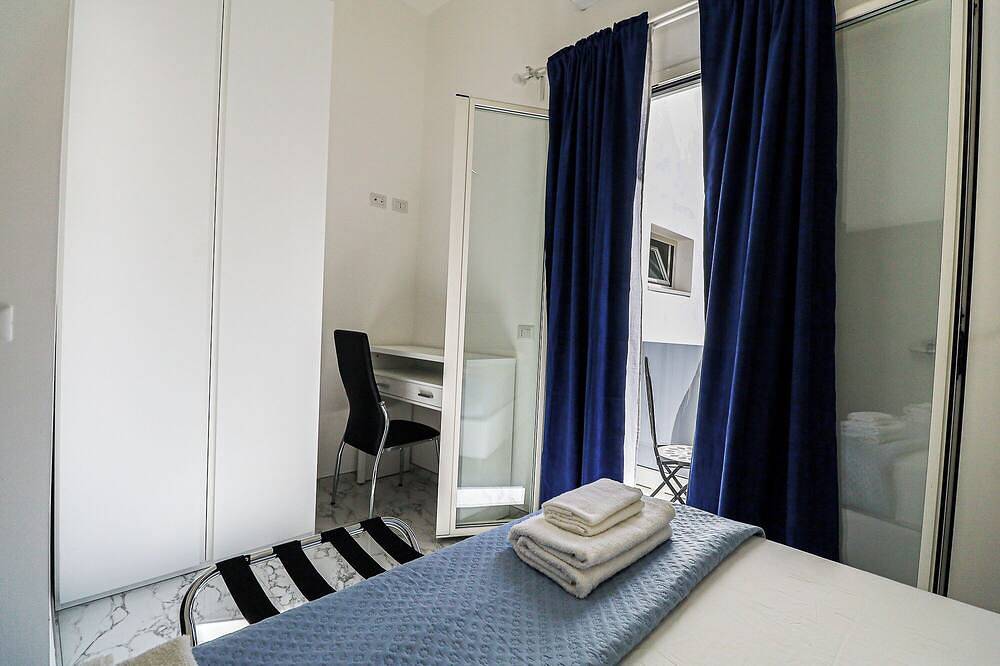 Entire apartment, Nettuno 80/6 by Casa di Marco in Gallipoli, Gulf of Taranto