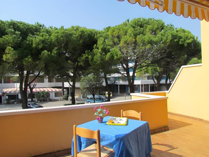 Ferienwohnung für 8 Personen, mit Balkon in Bibione