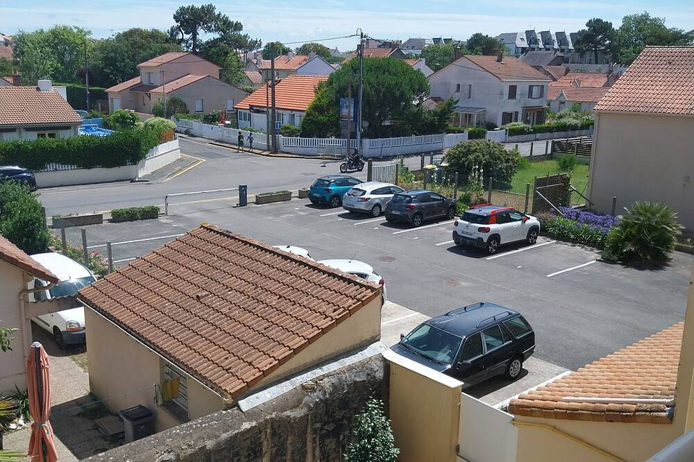 Appartement entier, Studio pour 2 personnes, parking privé numéroté in Saint-Brevin-les-Pins, Côte de Jade
