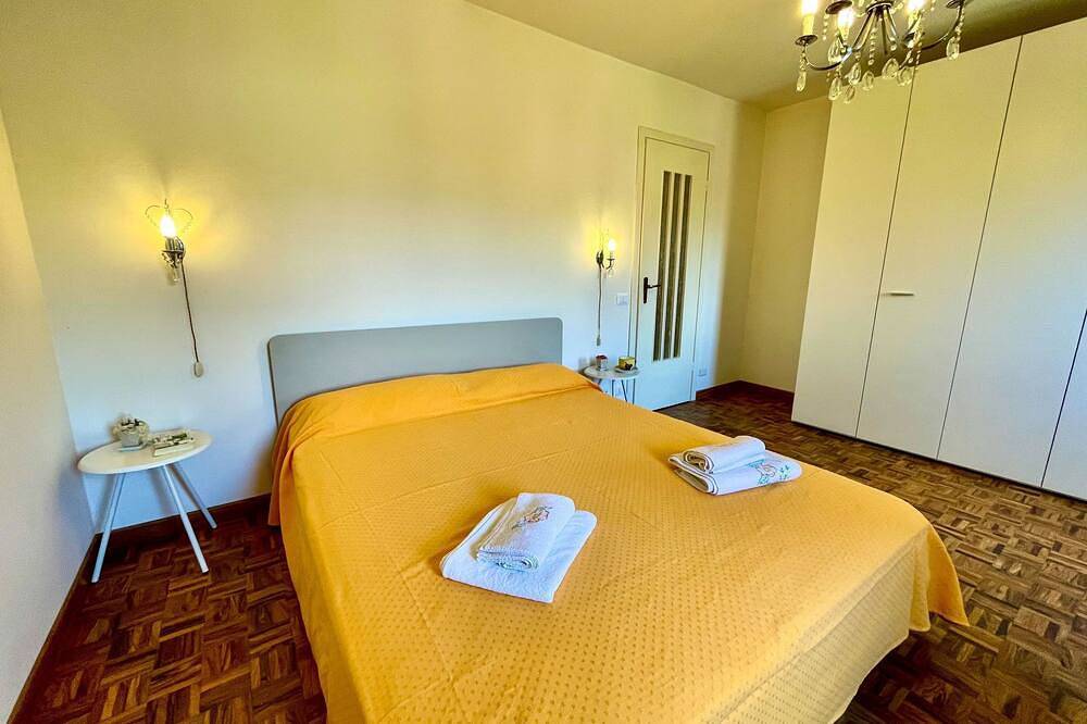 Casa del Villaggio in Baveno, Comune di Baveno