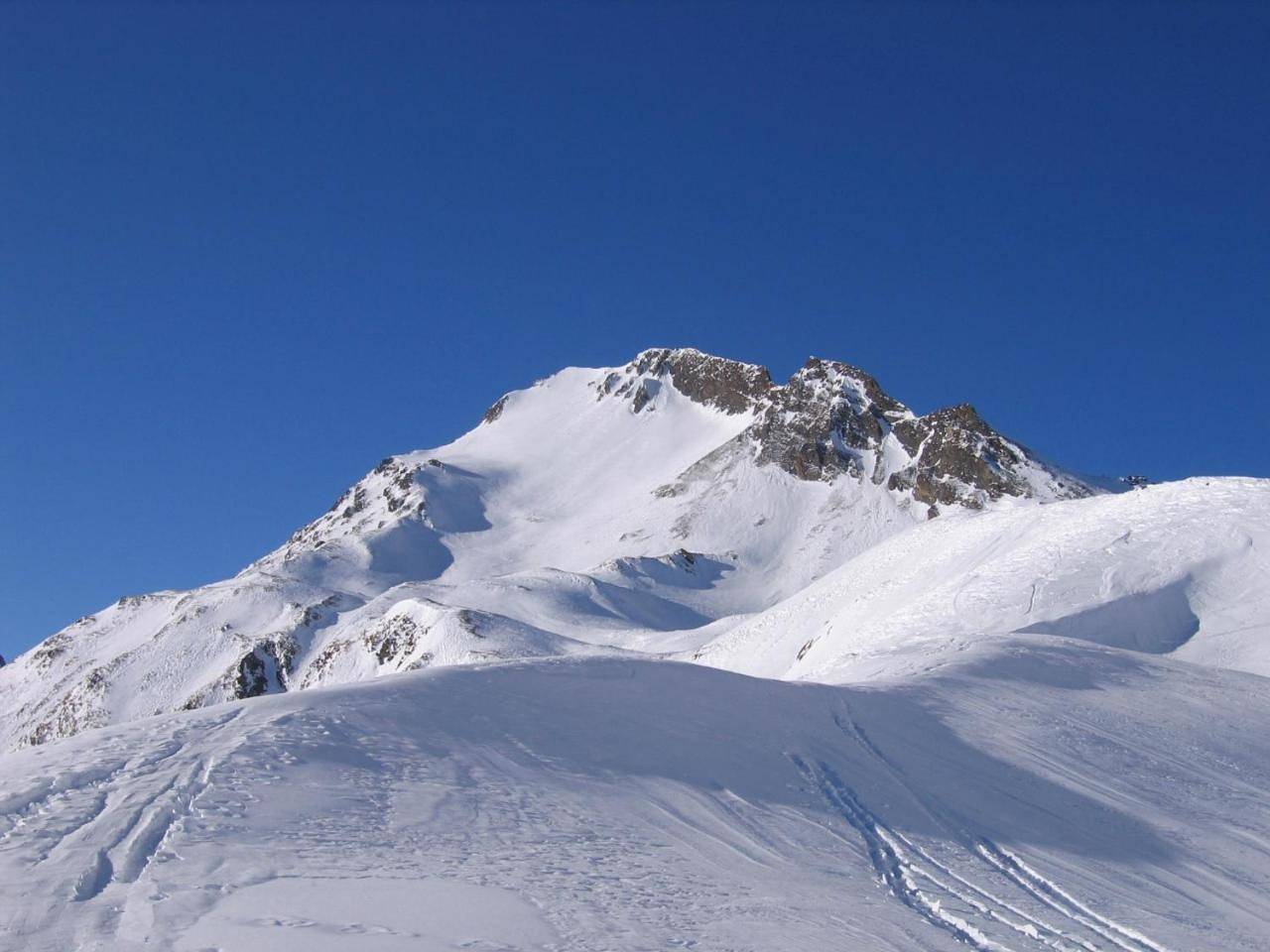 Ganze Wohnung, Apartment with Balcony in Tuxer Alpen, Hintertux