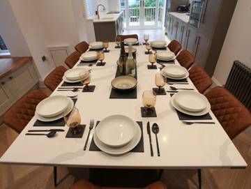 Log Cabin for 8 People in Buxton, Peak District, Photo 4