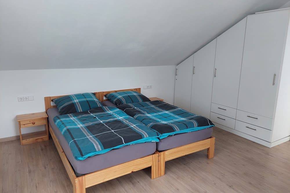 Ganze Wohnung, Ferienwohnung Steinenberg in Nürtingen, Landkreis Esslingen