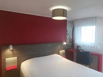 Hôtel pour 2 personnes, avec terrasse à Saint-Étienne-du-Rouvray
