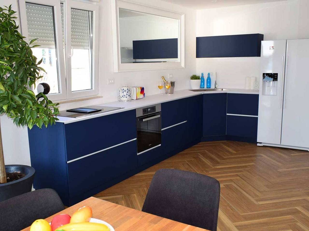 Appartement entier, "White Sky" direkt am Strand in Trogir, Čiovo
