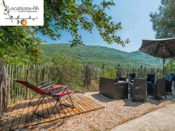 Location de vacances pour 8 personnes, avec terrasse à Le Bar-sur-Loup