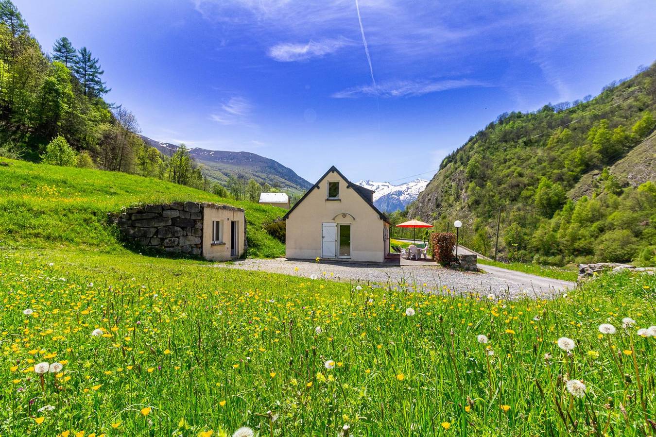 Acogedora casa rural con aparcamiento, jardín e Internet | Cerca de remontes y restaurantes in Barèges, Parque nacional de los Pirineos