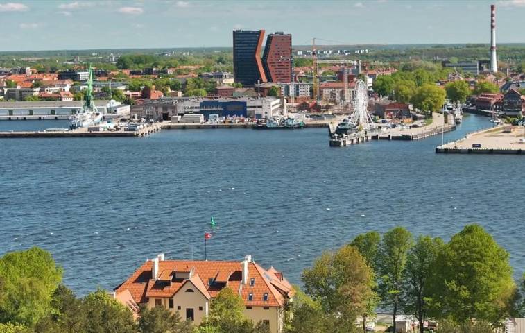 Apartament wakacyjny dla 4 osób, z taras i ogród oraz widok w Litwa