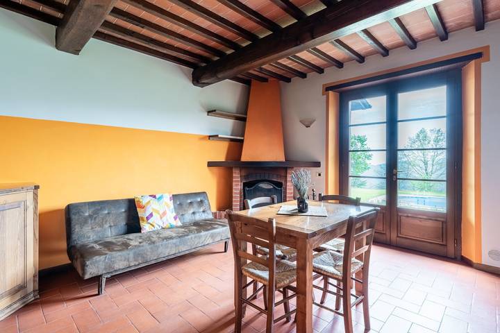 Appartamento intero, Appartamento "Serrino 2" con vista sulle montagne, piscina condivisa e Wi-Fi in San Marcello Pistoiese, San Marcello Piteglio