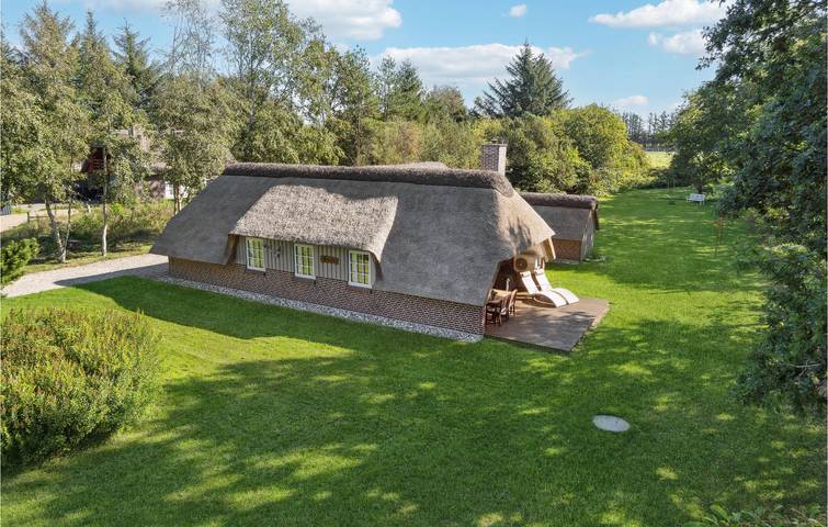Ferienhaus für 6 Personen, mit Terrasse in Houstrup Strand - 2