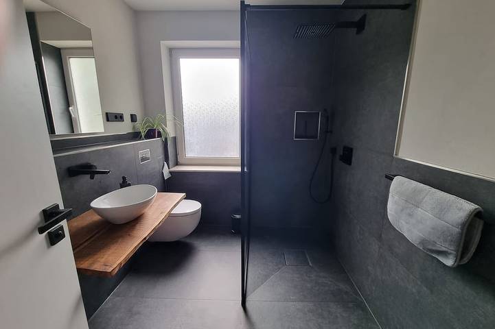Ferienwohnung für 4 Personen, mit Terrasse und Garten in Cottbus - 4