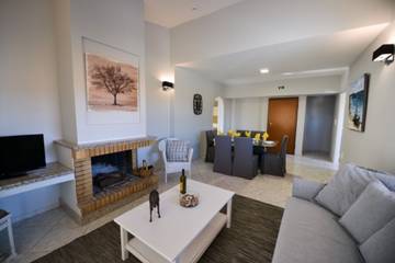 Διαμερίσματα Διακοπών για 6 Άτομα σε Λυγιά, Ελλάδα, Φωτογραφία 1