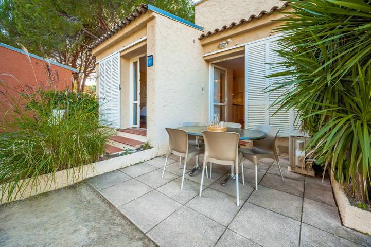 Gîte pour 6 personnes, avec bassin pour enfant et piscine, animaux acceptés dans Port de Cannes Marina - 2