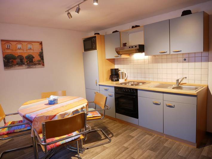 Ferienwohnung für 5 Personen, mit Terrasse in Zell Stadt (Mosel) - 4