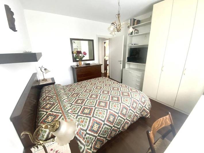 Location de vacances pour 6 personnes, avec vue sur le lac ainsi que jardin et vue à Gavirate - 3